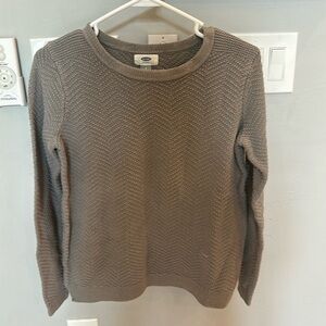 Old Navy grey cable knit sweater